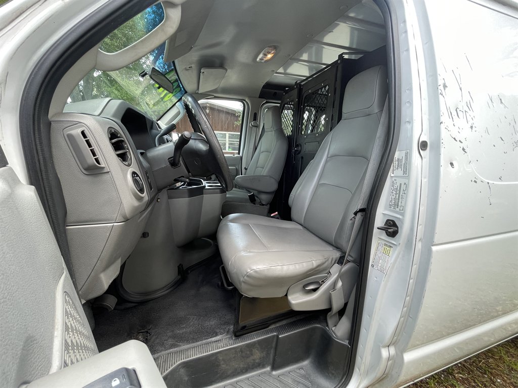 2014 Ford E-Series Econoline Van Commercial - Photo 12