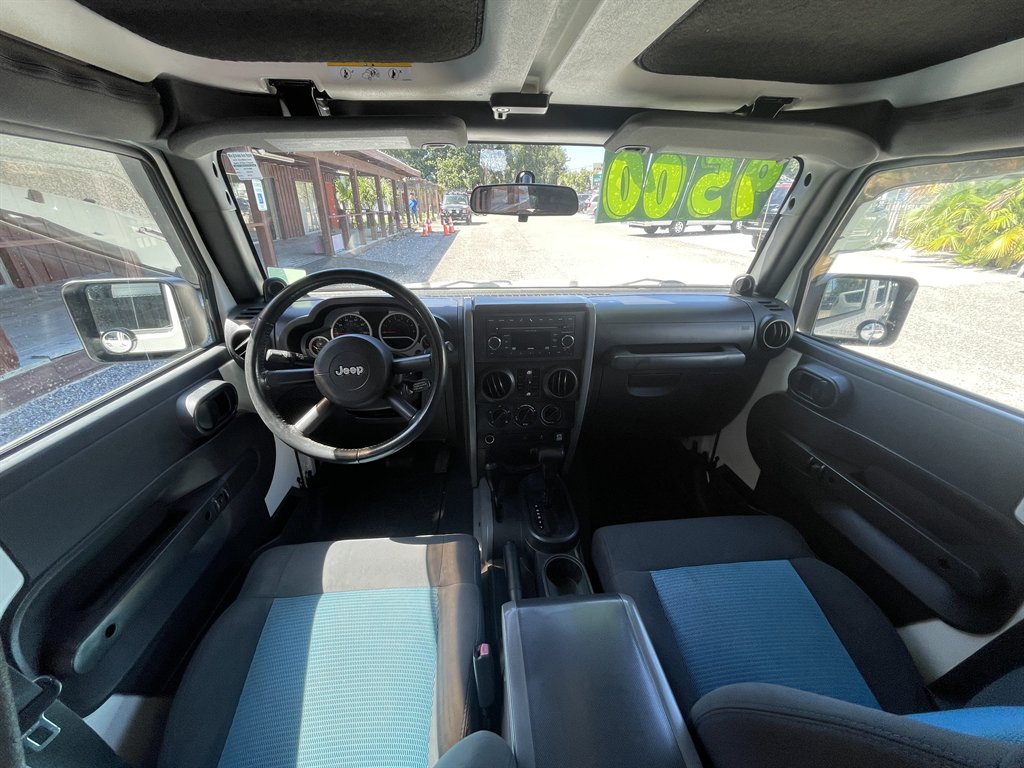 2010 Jeep Wrangler Unlimited Sport - Photo 10