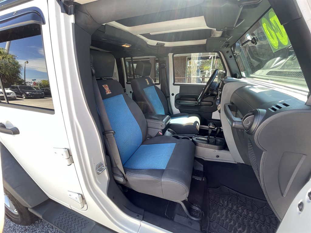 2010 Jeep Wrangler Unlimited Sport - Photo 14