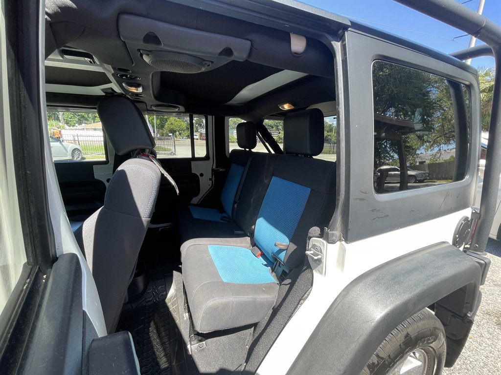 2010 Jeep Wrangler Unlimited Sport - Photo 8