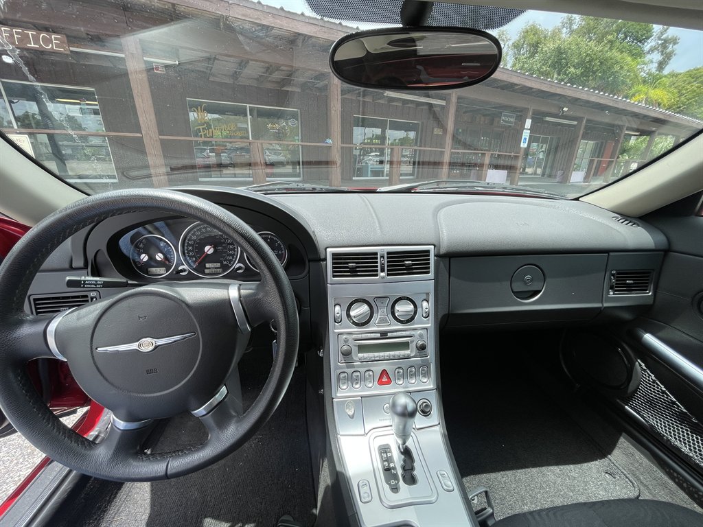 2007 Chrysler Crossfire Base - Photo 10