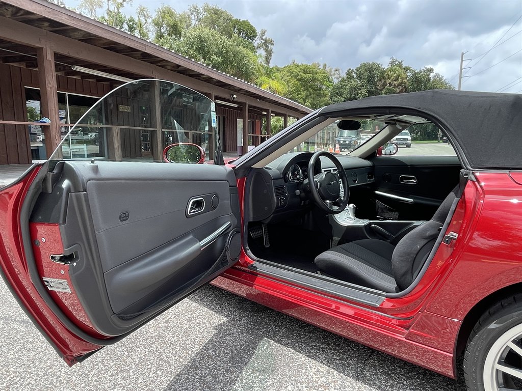 2007 Chrysler Crossfire Base - Photo 8